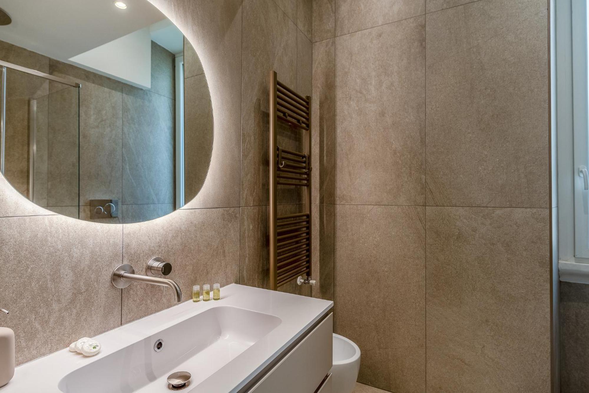 Luxury Apartment - Near Stazione Centrale Milano Eksteriør billede
